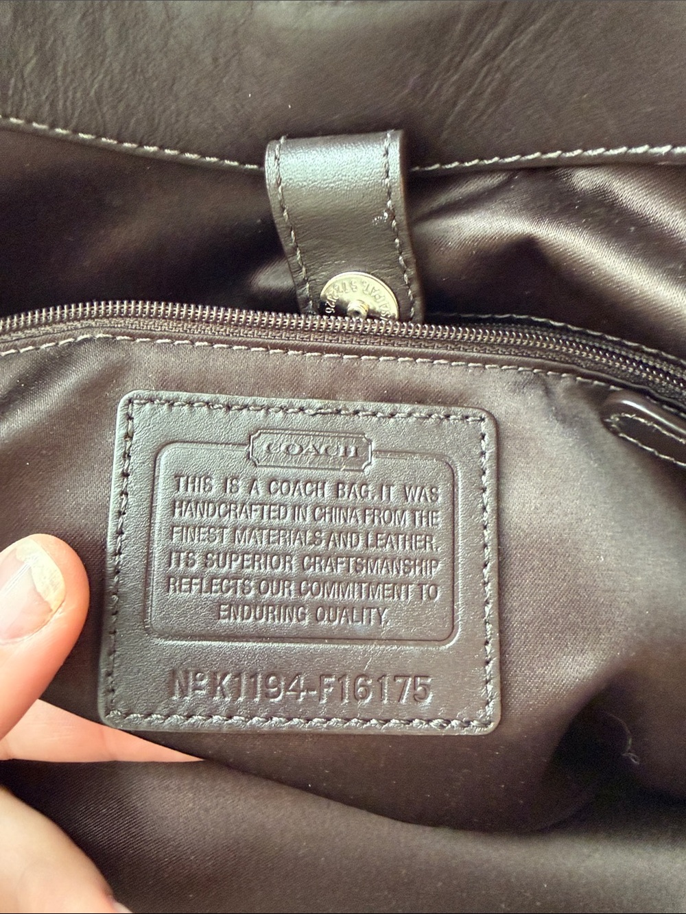 Y2K Coach Beige and Brown Signature Canvas Tote - Picture 5 of 11